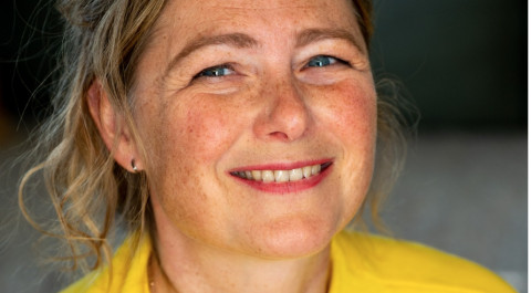 Portretfoto Ingrid Pfrommer